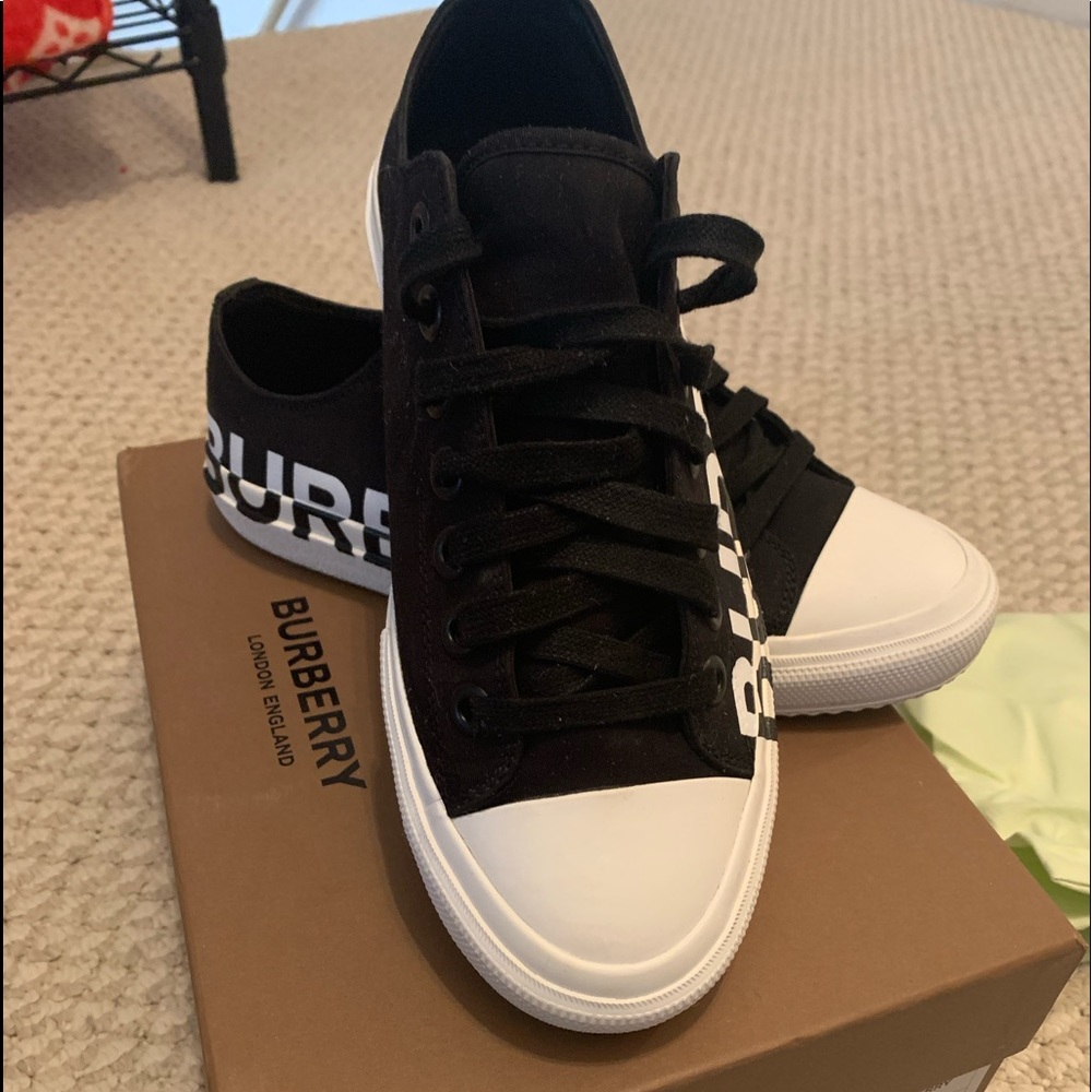 BURBERRY sneakers🔥🔥🔥